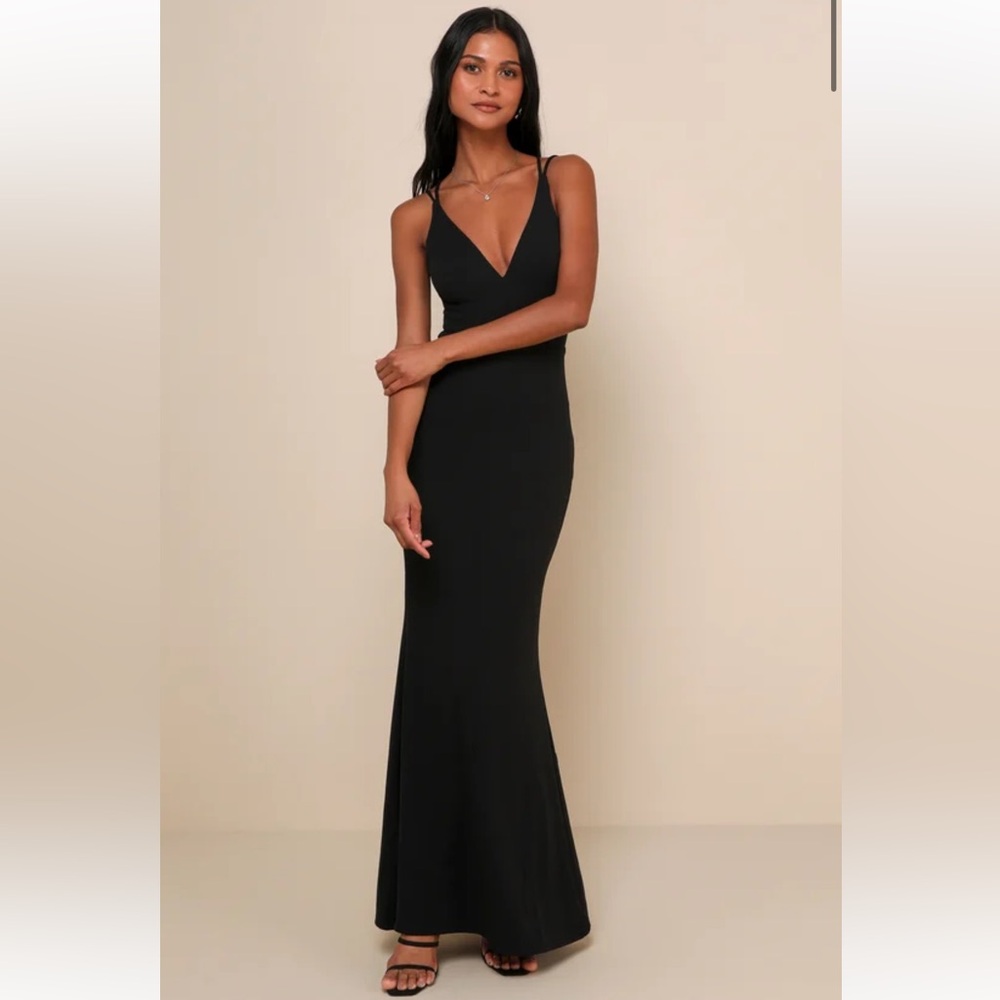 Lulu's Elegant Black Sleeveless Maxi Dress